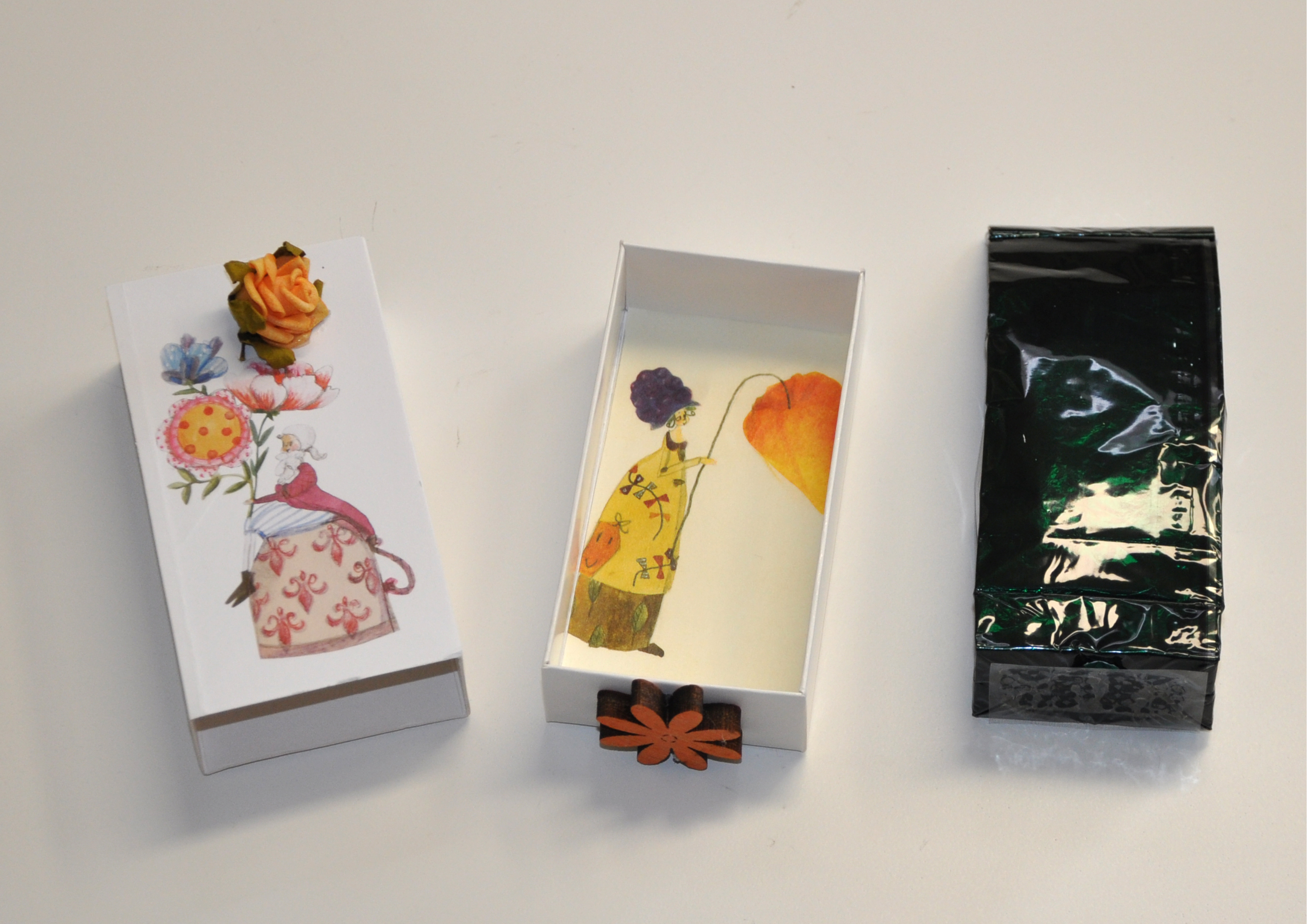 Geschenkschachtel BLUMENGRUSS mit 50g Kräutertee Rose Aschwaganda - Teegeschenk 