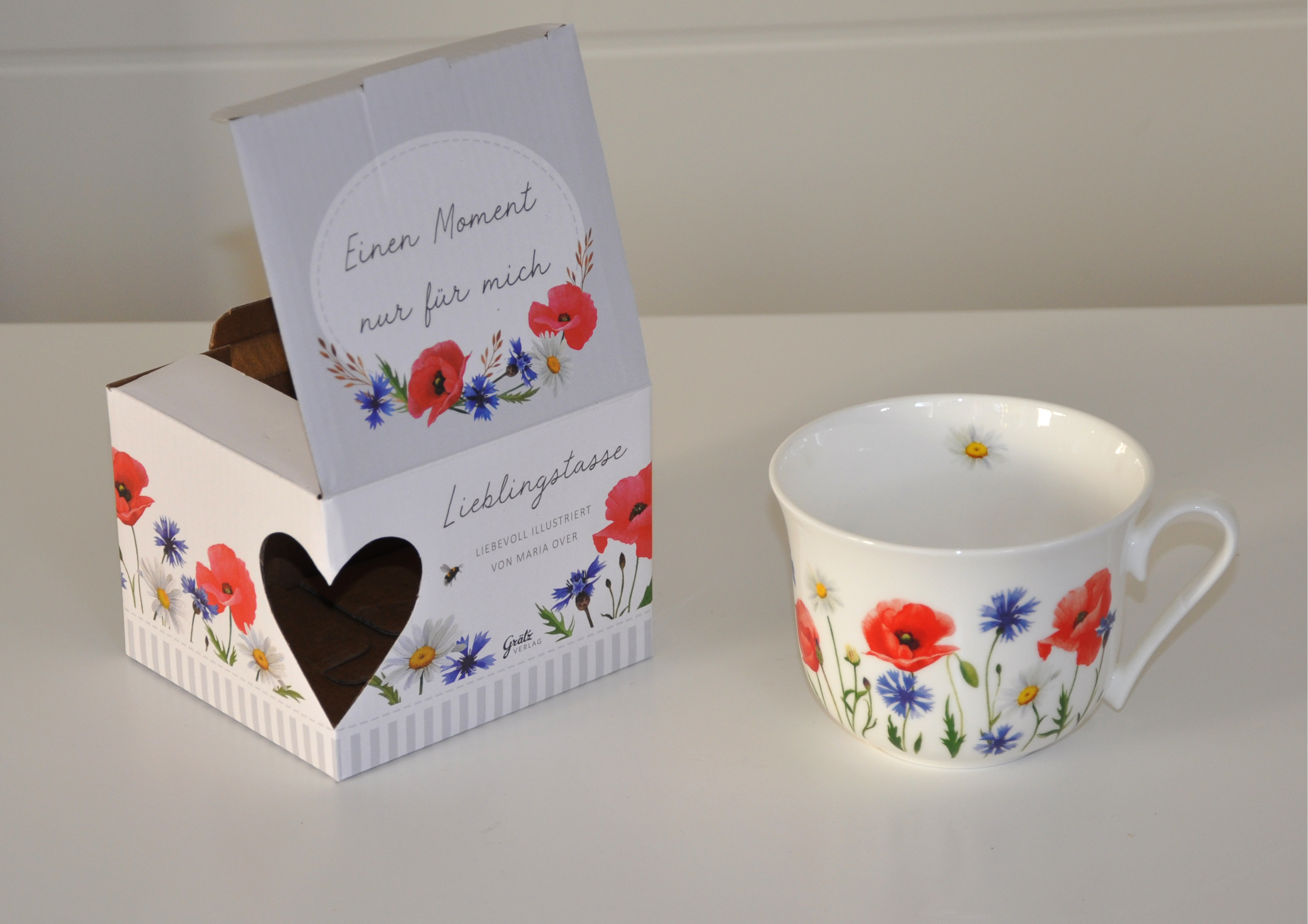 Feldblumen / Blumenmeer- Tasse aus Porzellan