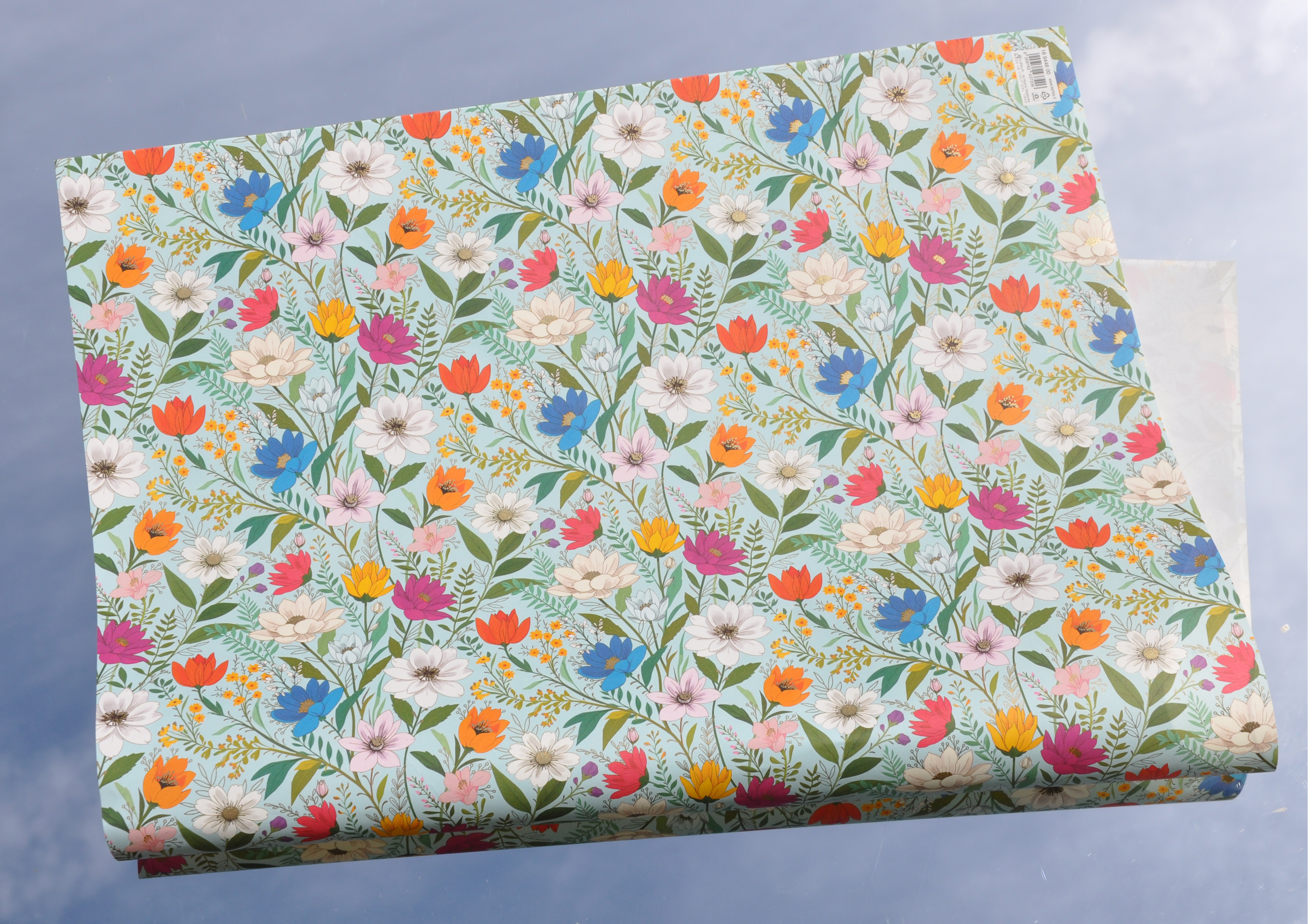 Blüten - Geschenkpapier mit partiellem Golddruck