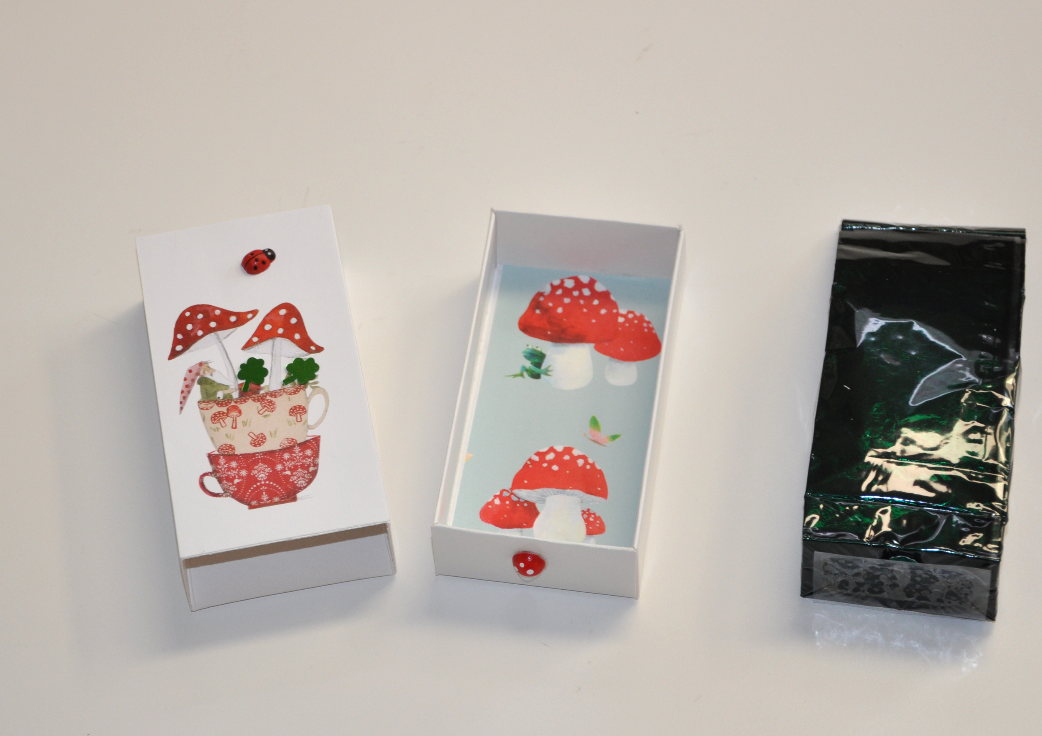 Geschenkschachtel GLÜCKSPILZ mit 50g Früchtetee Glücksbringer - Teegeschenk 