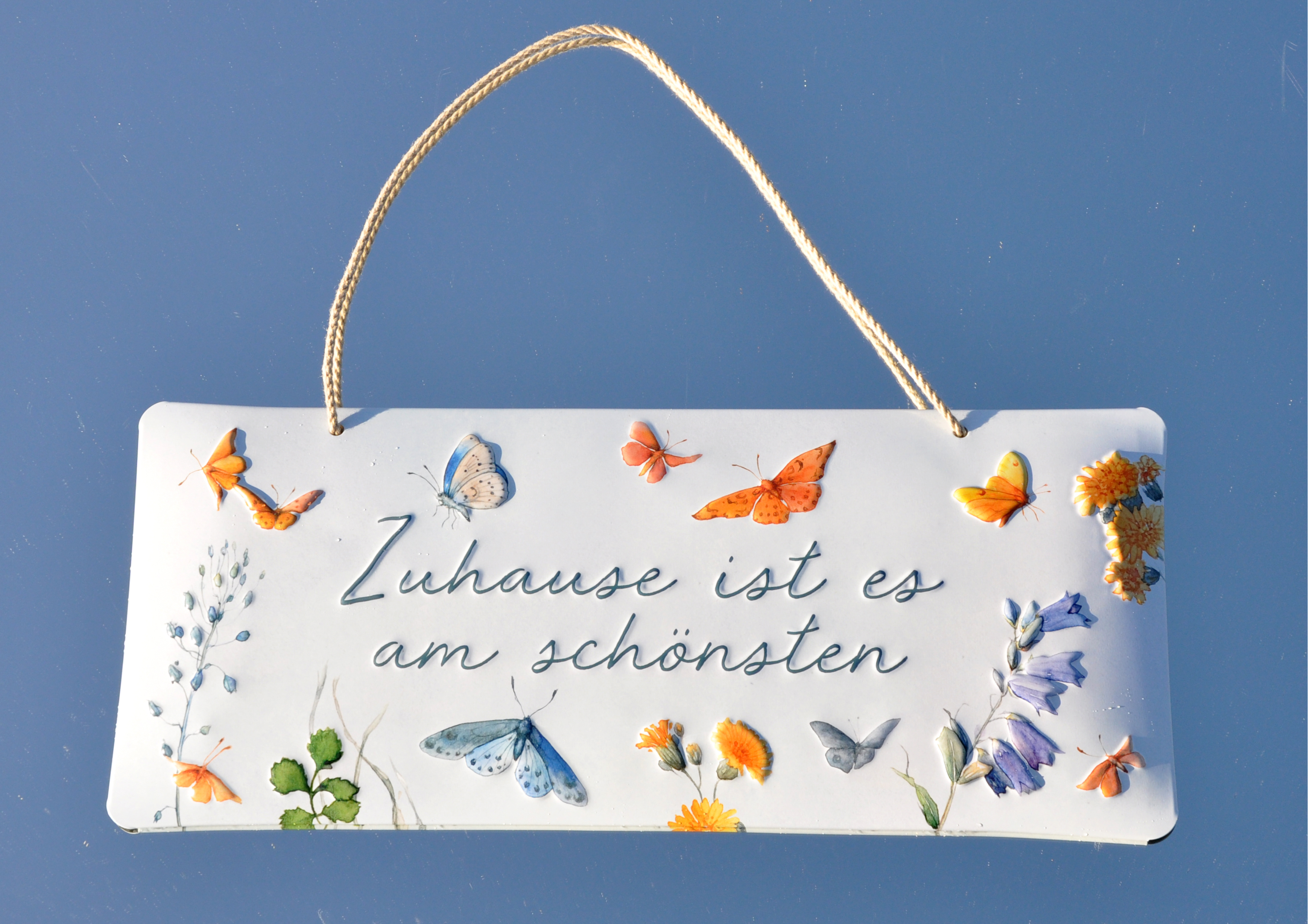 Schmetterlinge / Zuhause ist es am schönsten - geprägtes Schild aus Blech