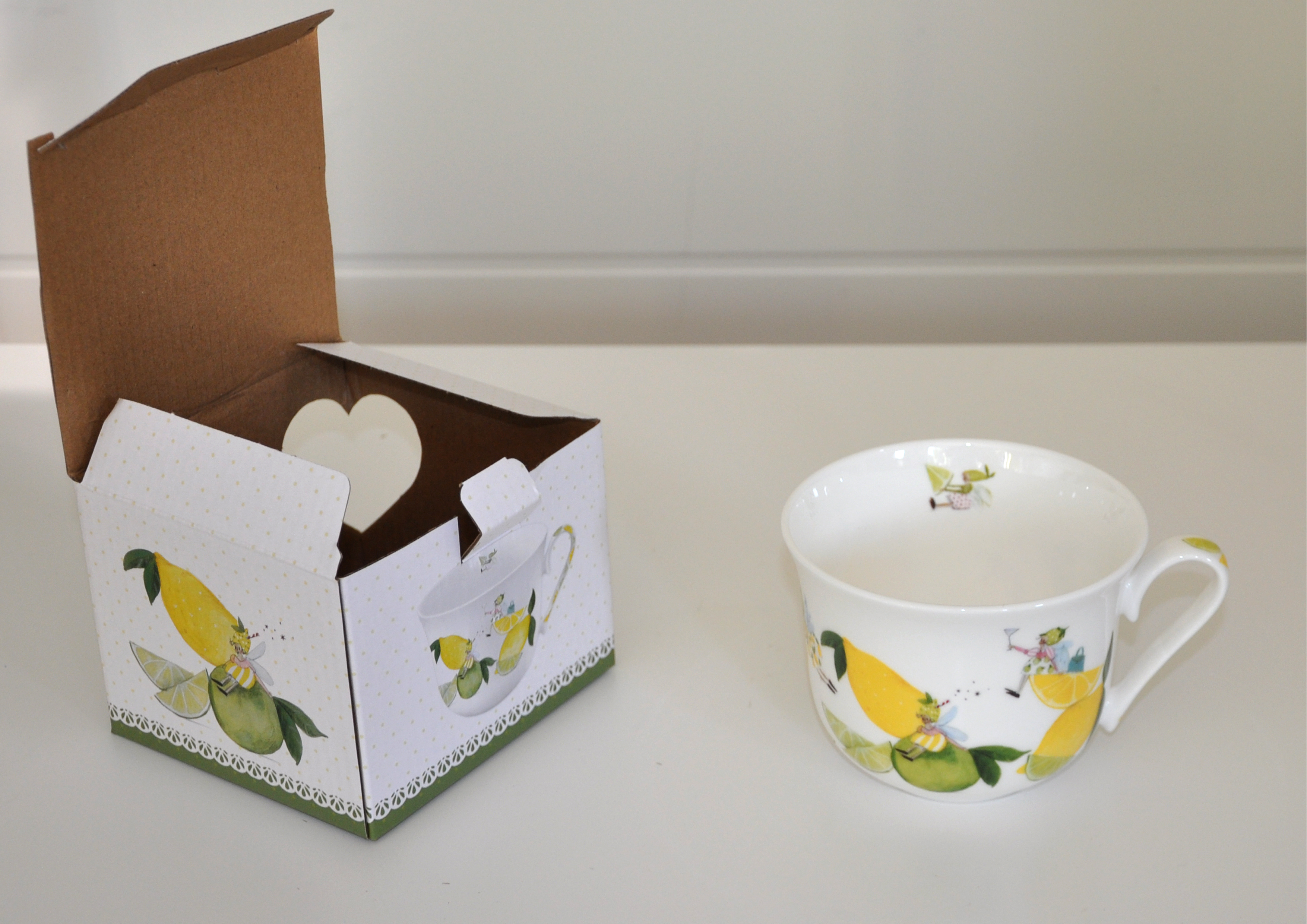 Zitronen Fee / Fresh Lemons - Tasse aus Porzellan  Kopie