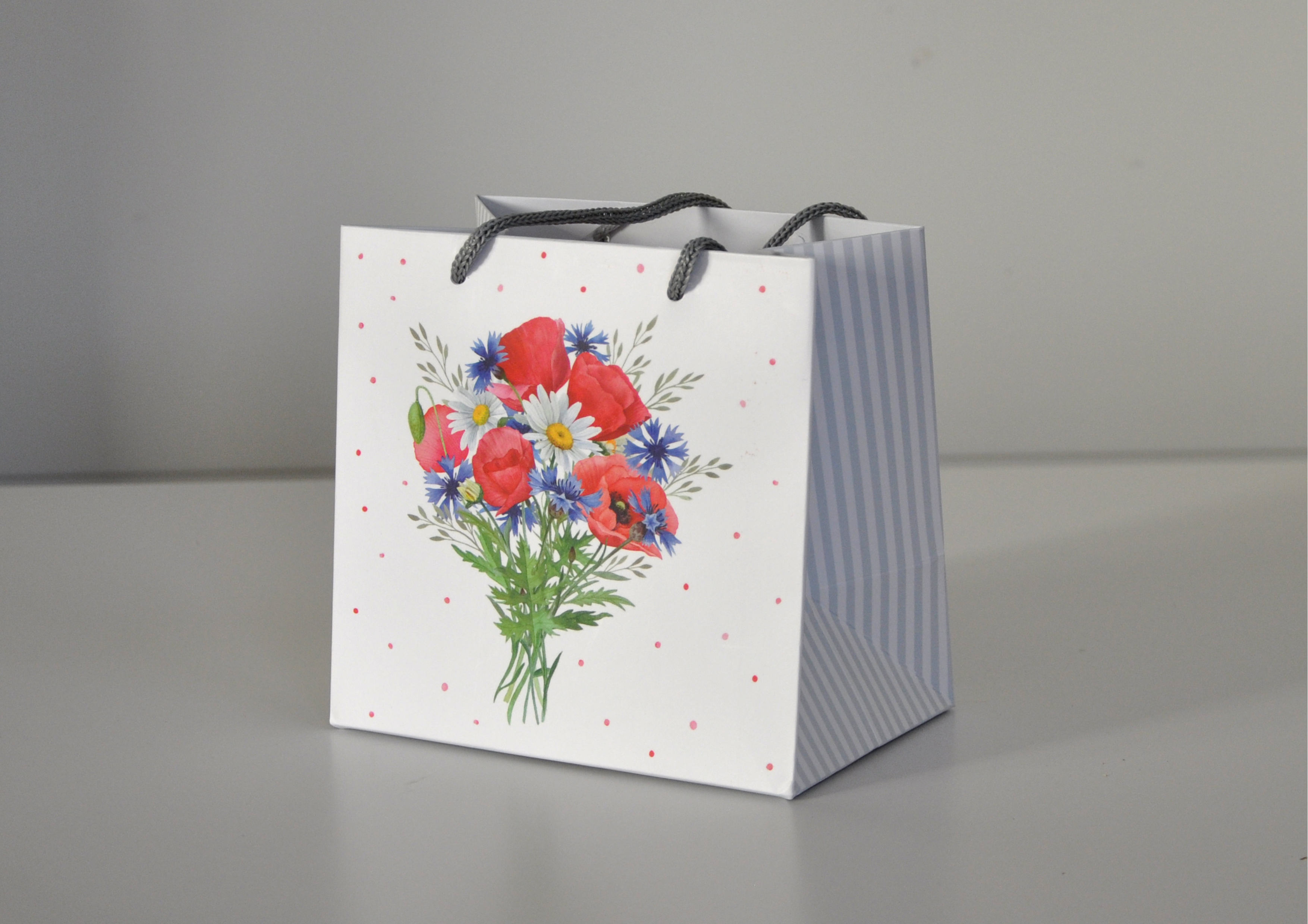 Feldblumen / Blumenmeer - Geschenktasche