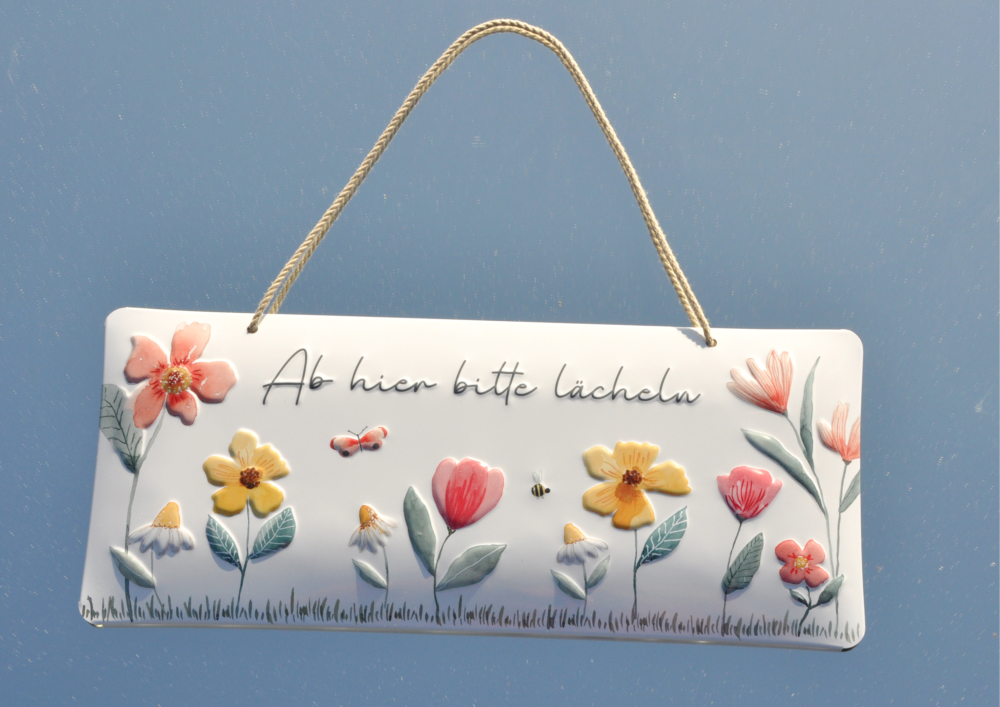 Blumen / Ab hier bitte lächeln - geprägtes Schild aus Blech  