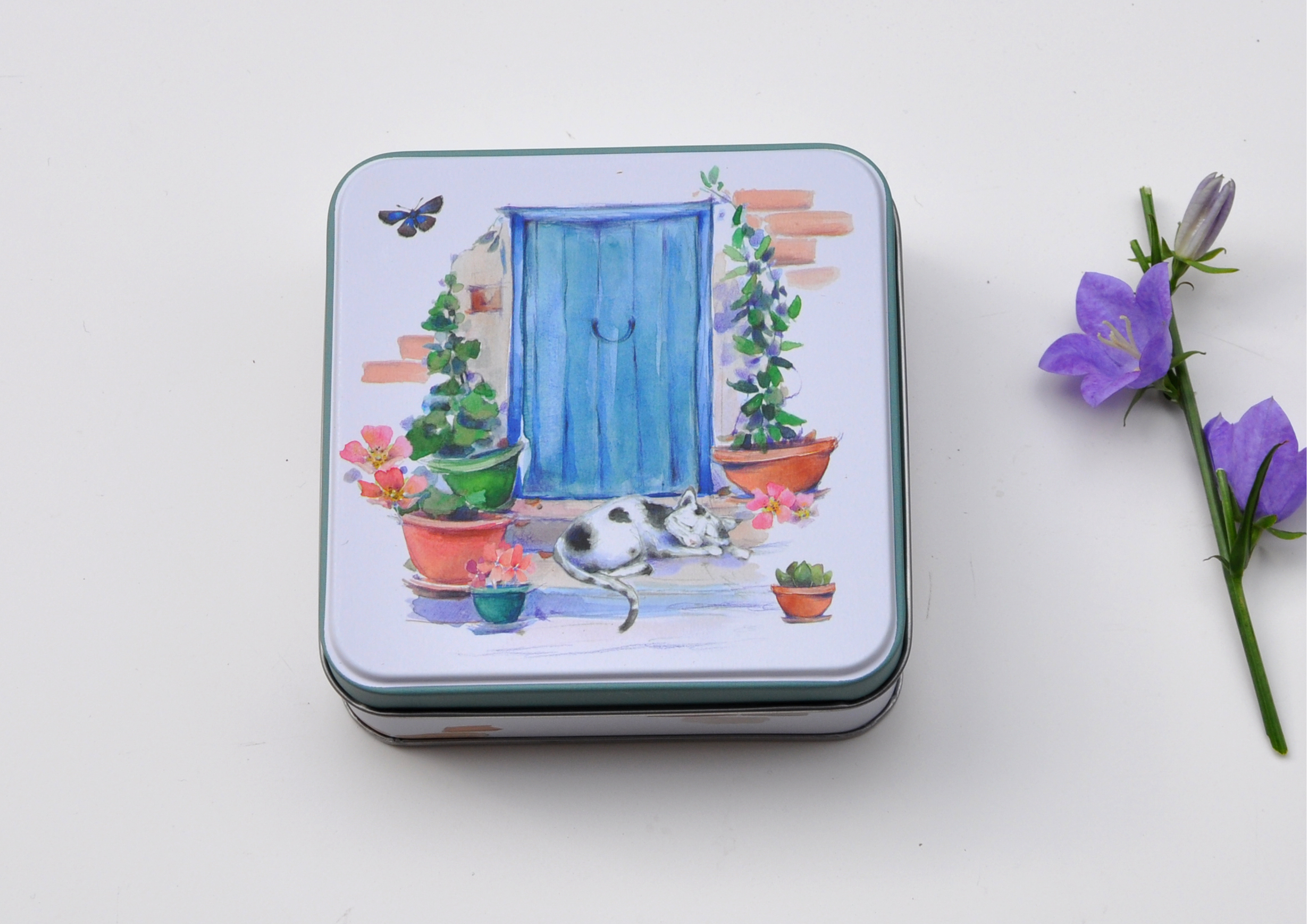 Katze / Landhaus / Zeit zum Träumen - Geschenkdose aus Metall  