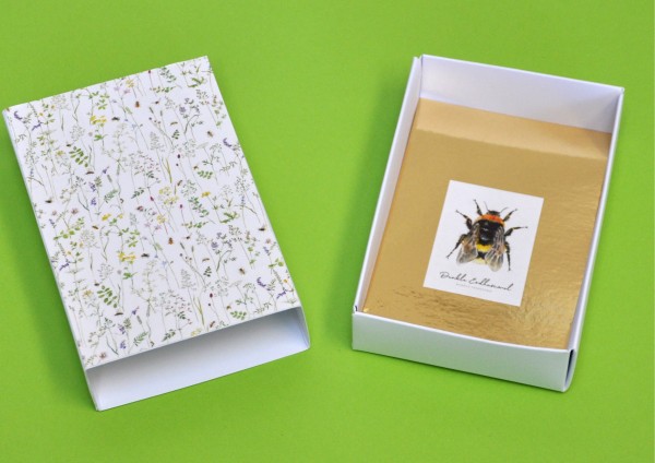 Bienenwiese / Dunkle Erdhummel - Schachtel - Geschenkschachtel - Schiebeschachtel
